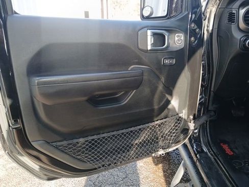 Used 2020 Jeep Gladiator Sport w/ Quick Order Package 24S image 52