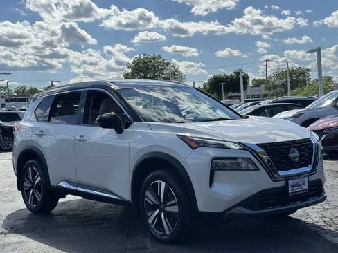 Used 2023 Nissan Rogue SL AWD/4WD image 2