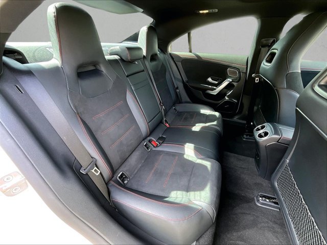 Used 2023 Mercedes-Benz CLA 250 image 29