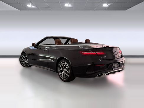 Used 2023 Mercedes-Benz E 450 4MATIC Cabriolet image 3