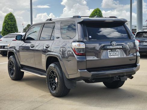 Used 2014 Toyota 4Runner SR5 Premium RWD image 5