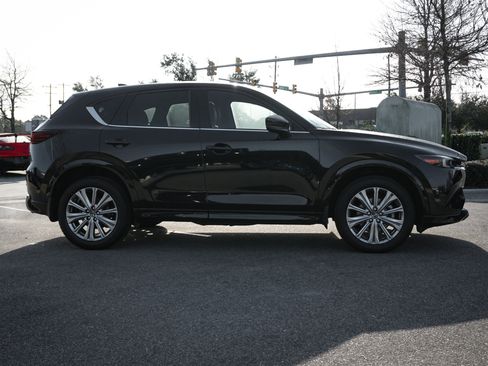 Certified 2023 MAZDA CX-5 Signature image 12