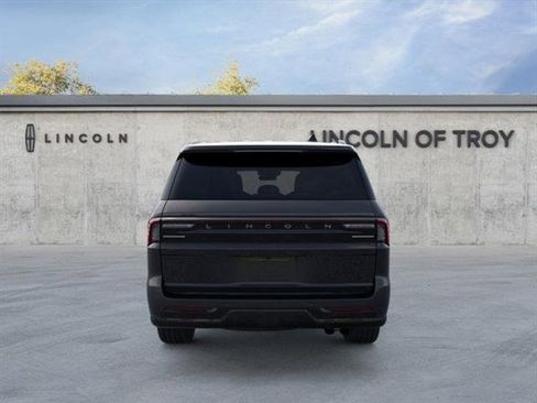 New 2026 Lincoln Navigator L Reserve w/ Jet Appearance Package image 5