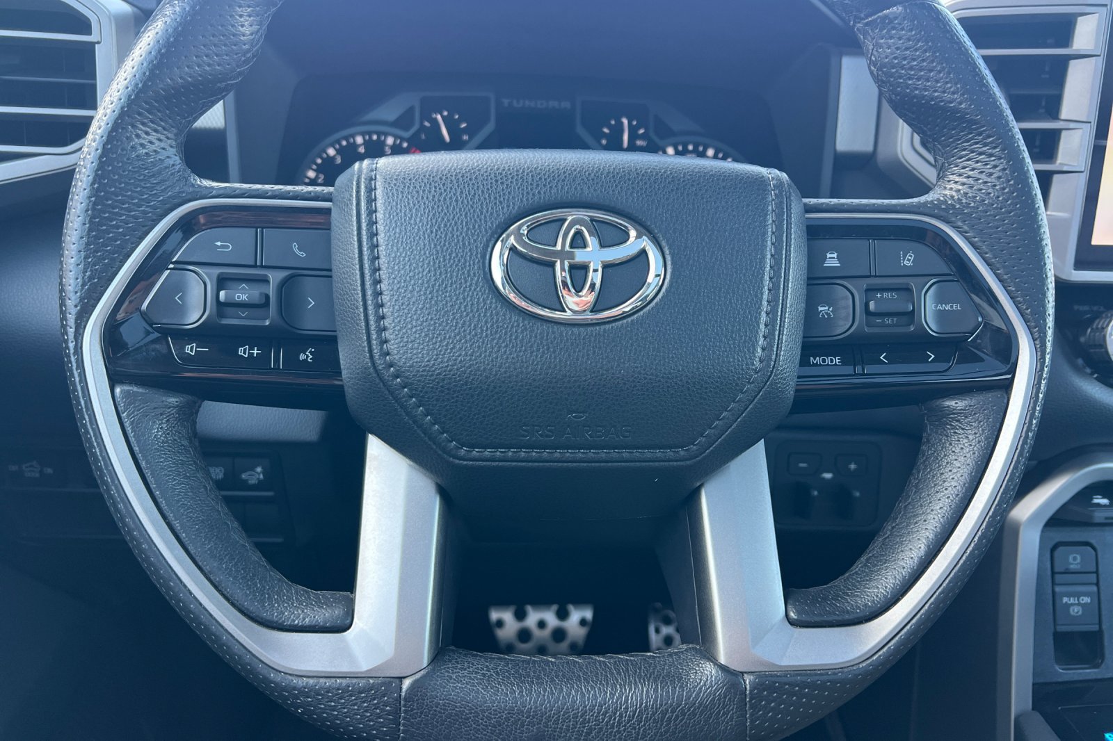 Used 2022 Toyota Tundra Limited w/ TRD Off-Road Package AWD/4WD image 22