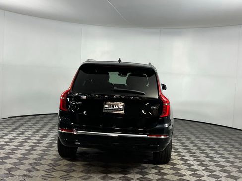 Used 2025 Volvo XC90 B6 Plus image 7