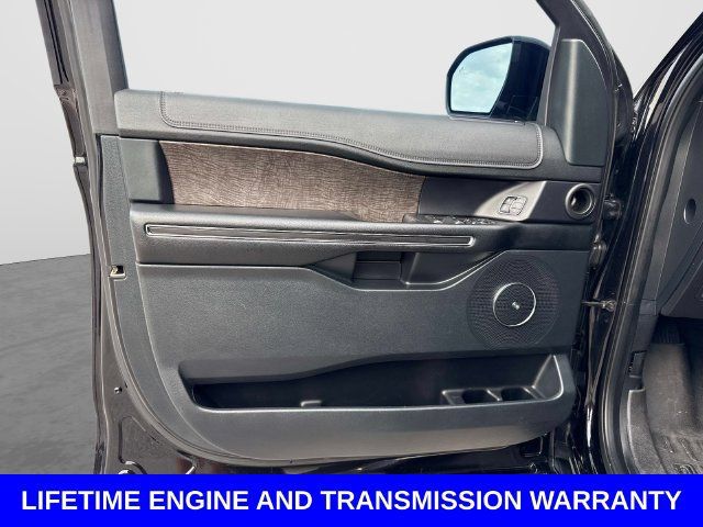 Used 2021 Ford Expedition Limited AWD/4WD image 20