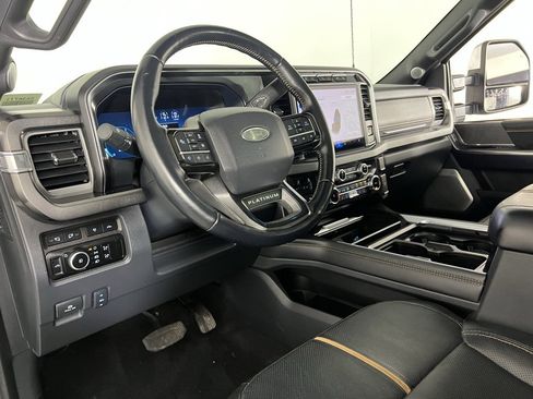 Used 2024 Ford F350 Platinum w/ FX4 Off-Road Package image 24