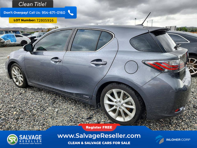 Used 2013 Lexus CT 200h w/ Premium Pkg w/Navigation FWD image 3