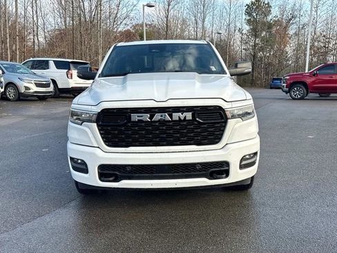 Used 2025 RAM 1500 Big Horn AWD/4WD image 9
