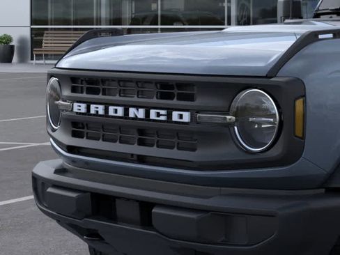 New 2025 Ford Bronco 4-Door AWD/4WD image 19