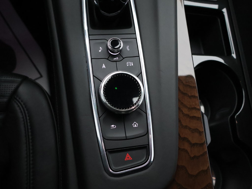 Used 2023 Cadillac Escalade Sport Platinum w/ Heavy-Duty Trailer Package AWD/4WD image 31