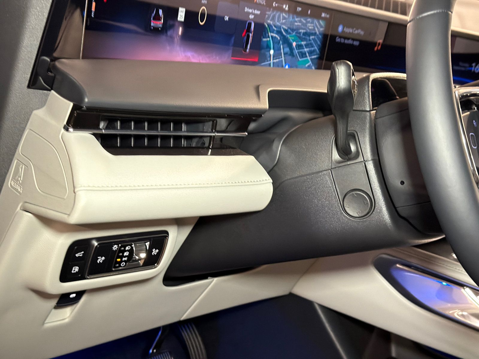 New 2026 Lincoln Nautilus Premier w/ Equipment Group 102A AWD/4WD image 16