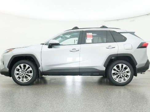 New 2025 Toyota RAV4 Limited image 10