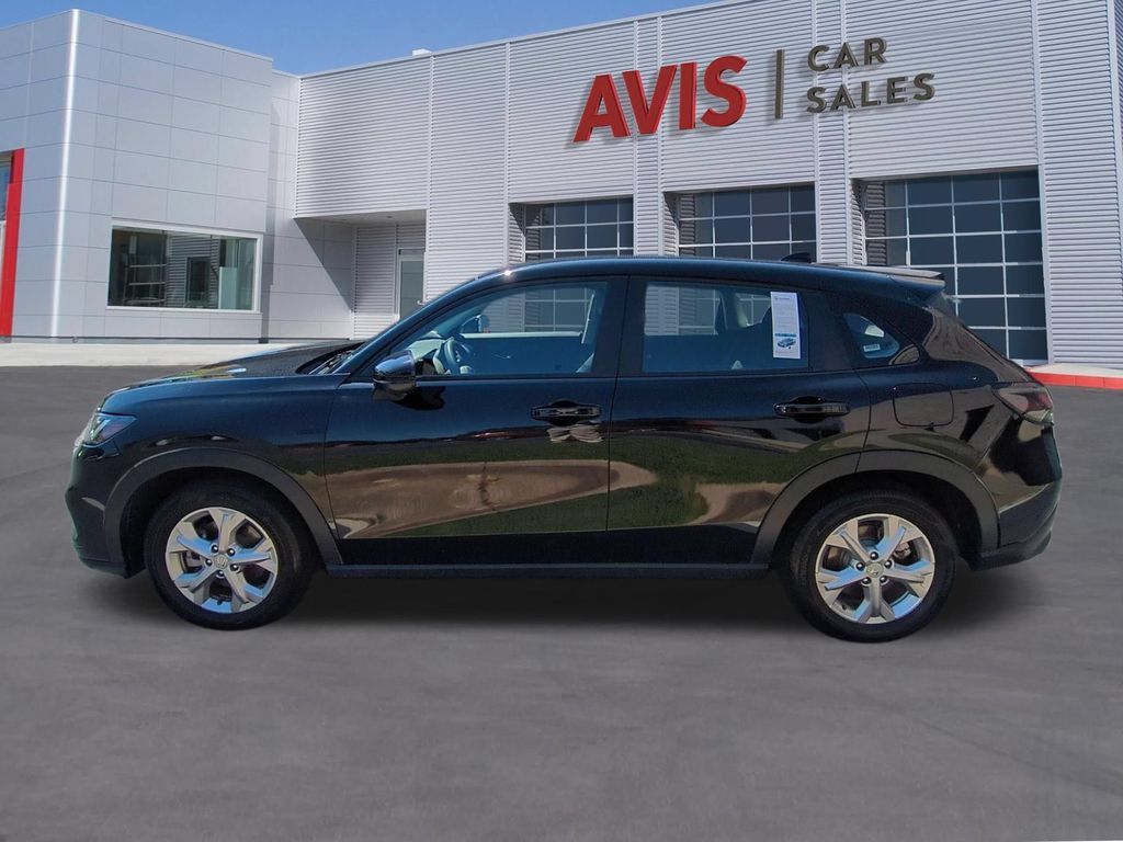 Used 2025 Honda HR-V LX image 10