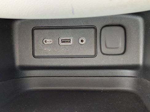 Used 2020 Chevrolet Equinox LS w/ LPO, Floor Liner Package image 26