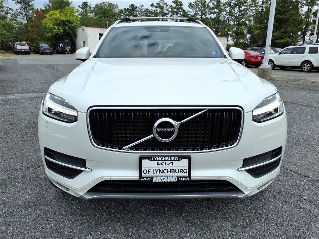 Used 2018 Volvo XC90 T6 Momentum w/ Momentum Plus Package AWD/4WD image 9