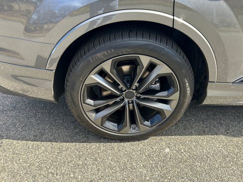 Certified 2026 Audi Q7 3.0T Premium Plus AWD/4WD image 23