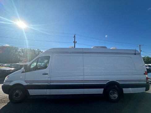 Used 2013 Mercedes-Benz Sprinter 3500 image 4
