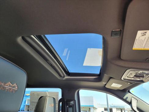 New 2026 Chevrolet Silverado 1500 High Country w/ Midnight Edition image 7