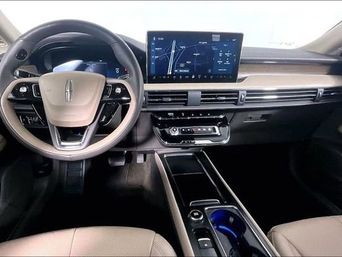 Used 2023 Lincoln Corsair Reserve FWD image 14