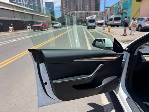 Used 2023 Tesla Model 3 Standard Range RWD image 8