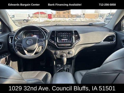 Used 2020 Jeep Cherokee Limited image 12