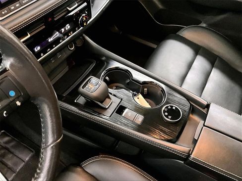 Used 2023 Nissan Rogue SL image 20