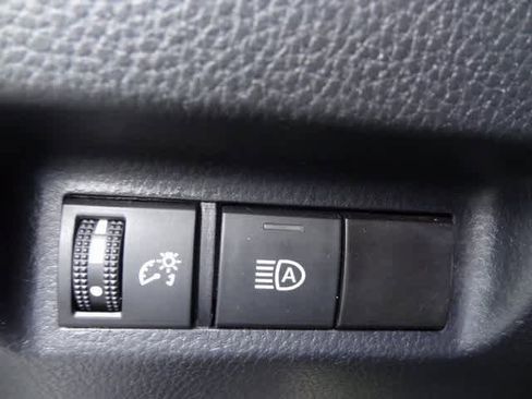 Used 2024 Toyota RAV4 XLE image 19