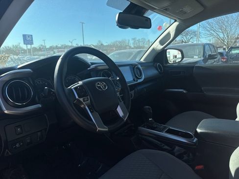 Used 2023 Toyota Tacoma SR5 image 17