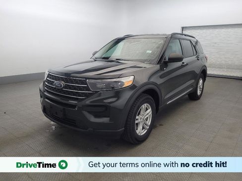 Used 2022 Ford Explorer XLT AWD/4WD image 1