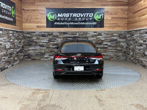 Used 2022 Hyundai Elantra SEL w/ Convenience Package image 8