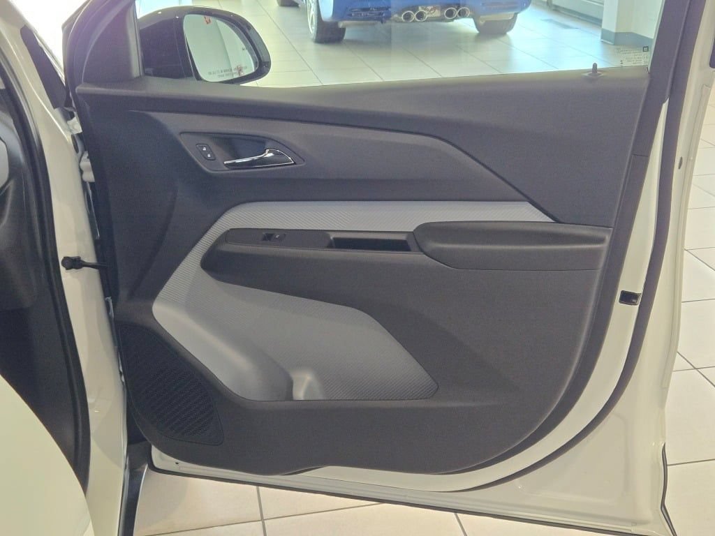 New 2027 Chevrolet Bolt LT w/ Comfort Package FWD image 5