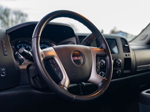 Used 2013 GMC Sierra 1500 SLE image 14