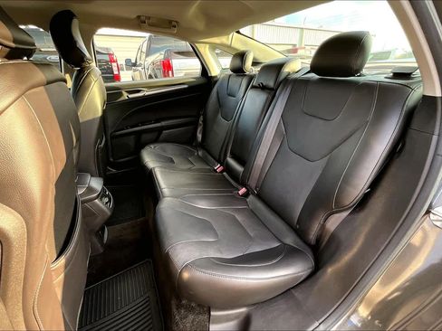 Used 2015 Ford Fusion Titanium image 20