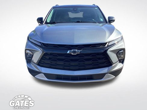 Used 2023 Chevrolet Blazer LT w/ Convenience Package AWD/4WD image 2