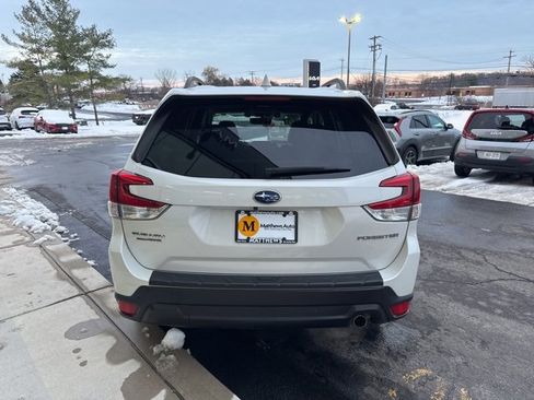Used 2021 Subaru Forester Limited image 5