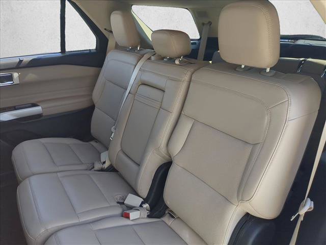 Certified 2021 Ford Explorer Limited w/ Equipment Group 301A RWD image 19