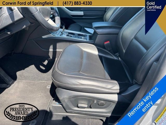 Used 2023 Ford Explorer XLT w/ Equipment Group 202A AWD/4WD image 12