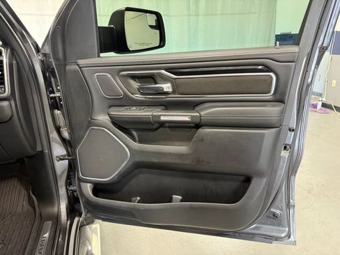 Used 2022 RAM 1500 Laramie AWD/4WD image 17