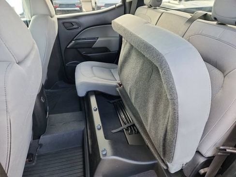 Used 2020 Chevrolet Colorado W/T w/ Custom Special Edition RWD image 26