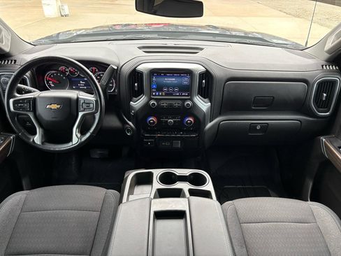 Used 2020 Chevrolet Silverado 1500 LT w/ All-Star Edition image 17