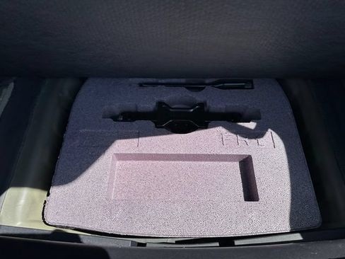 Used 2025 Nissan Altima 2.5 SV FWD image 26
