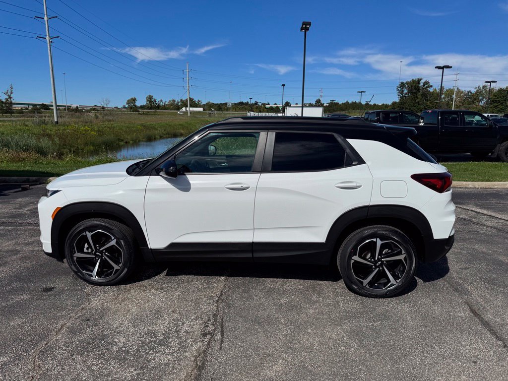 Certified 2023 Chevrolet TrailBlazer RS w/ Convenience Package FWD image 4
