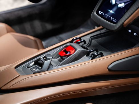 Used 2024 Lamborghini Revuelto AWD/4WD image 8