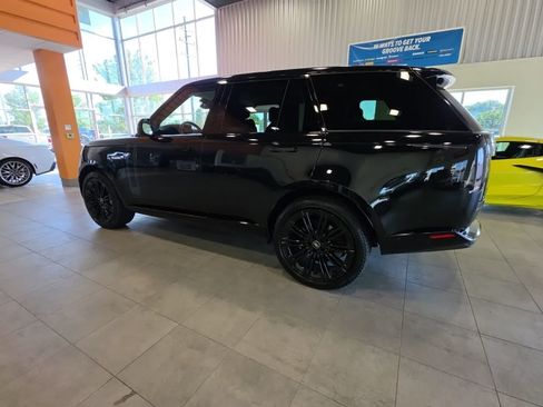 Used 2023 Land Rover Range Rover SE AWD/4WD image 17