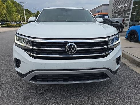 Used 2021 Volkswagen Atlas Cross Sport SE FWD image 2