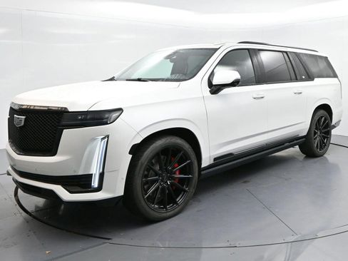 Used 2021 Cadillac Escalade ESV Sport Platinum AWD/4WD image 3