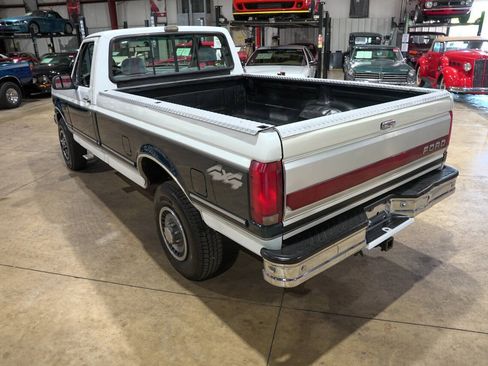 Used 1992 Ford F250 4x4 Regular Cab image 16