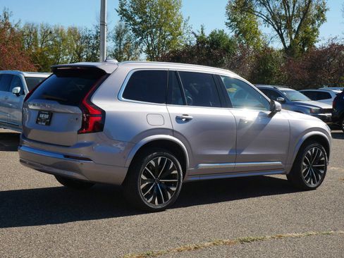 New 2026 Volvo XC90 B5 Plus image 3