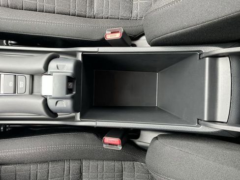New 2026 Honda HR-V LX image 23